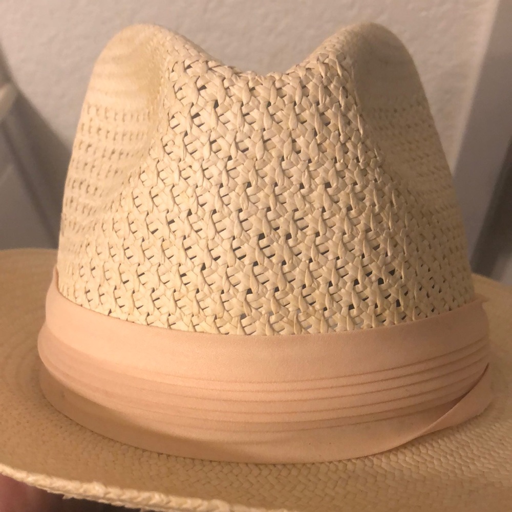 Designer Fashions Imported Straw Fedora Medium Hat Light Pink Cloth Band